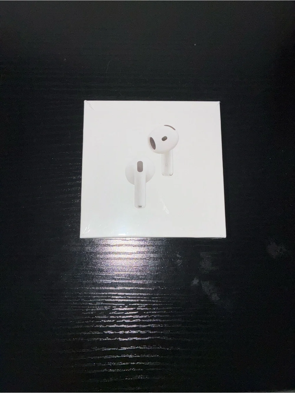 Apple AirPods 4 ANC (noise cancellation)